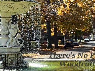 520 Woodruff Place East Dr, Indianapolis, IN 46201