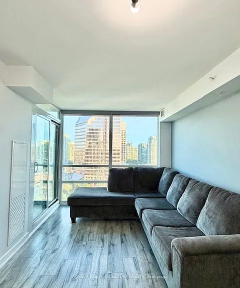 5740 Yonge St #1401 — Photo 15