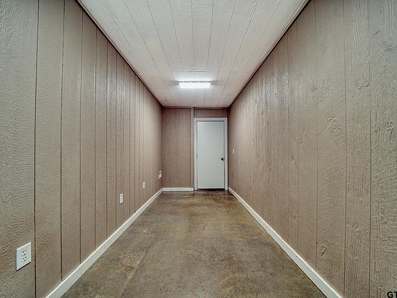 5th image of 3324 Smelley Rd