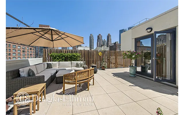 Sold by Douglas Elliman | media 19