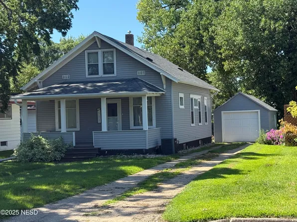 505 7th St SE, Watertown, SD 57201