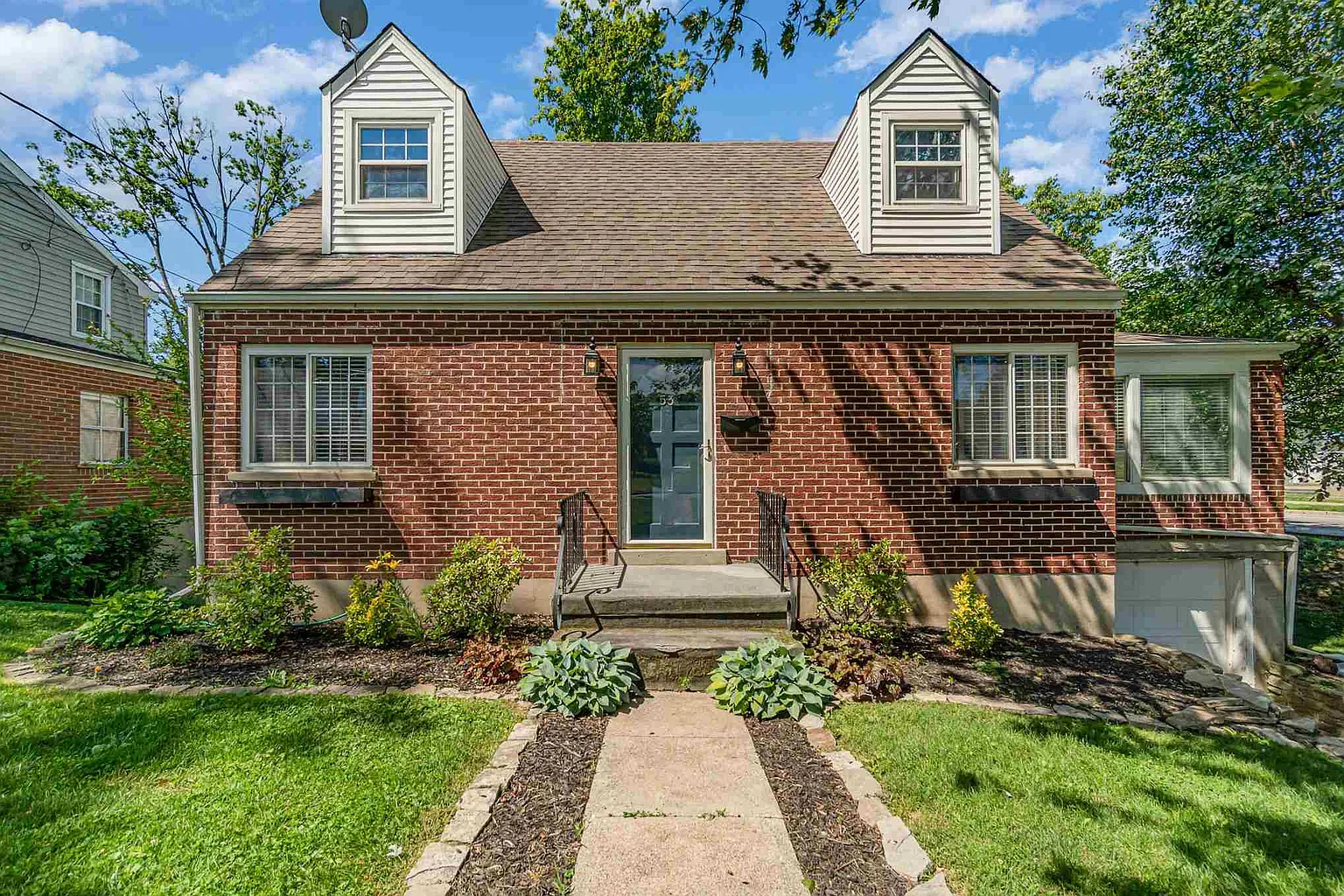 53 Price Ave photo 1