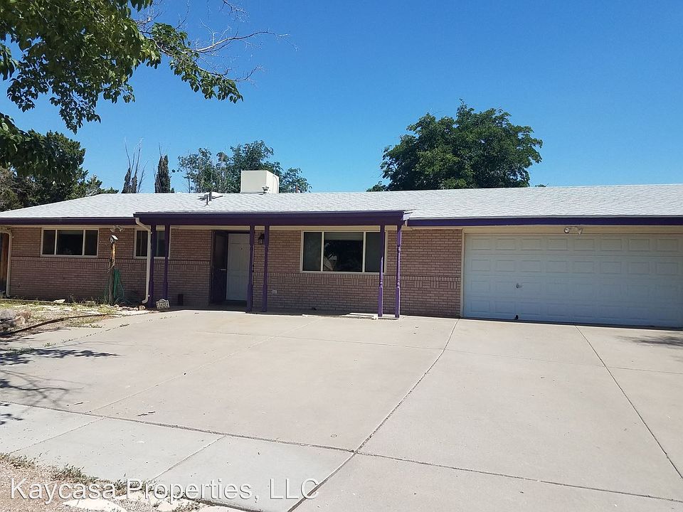 1st image of 1650 Valencia Dr