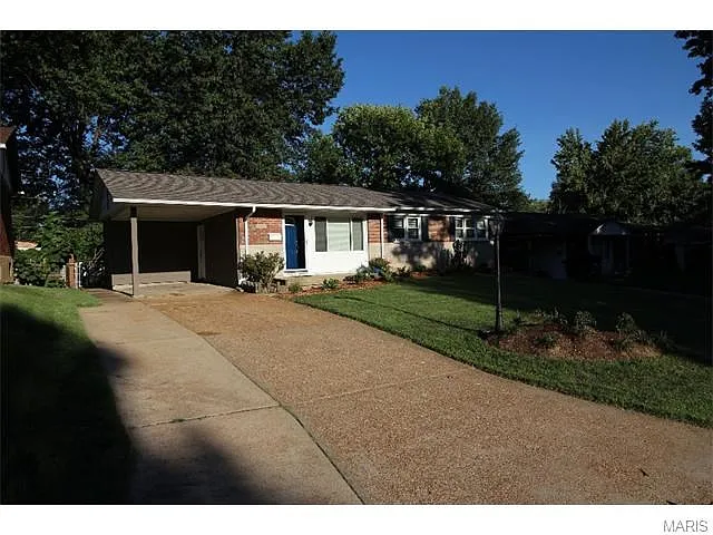 9324 Warrior Dr photo 1