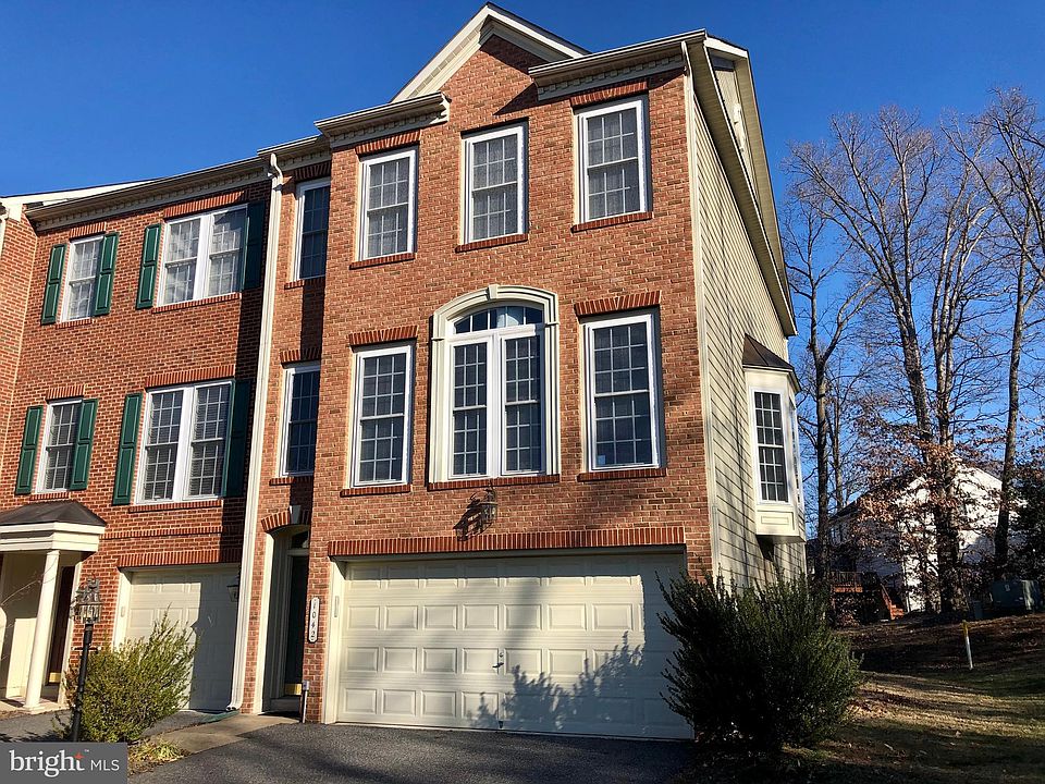 1st image of 1042 Hotchkiss Pl