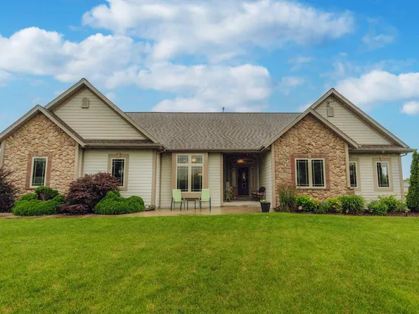 9021 Brandybrook TRAIL, Brown Deer, WI 53223