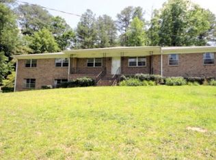 126 Crestwood Dr, Macon, GA 31211