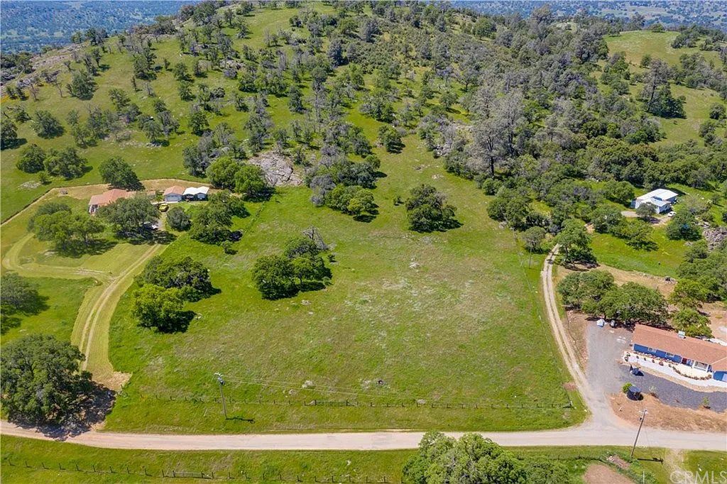 3301 Elizabeth Ln photo 1