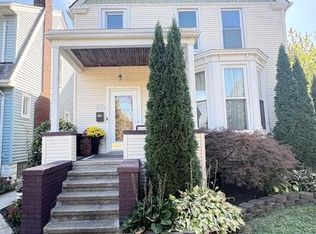 225 Superior Blvd, Wyandotte, MI