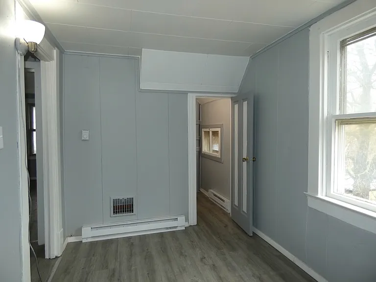 237 Yondota St #B — Photo 11