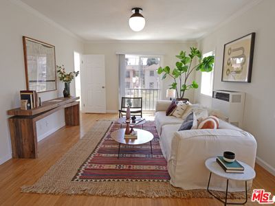 1217 1/2 5th Ave, Los Angeles, CA, 90019