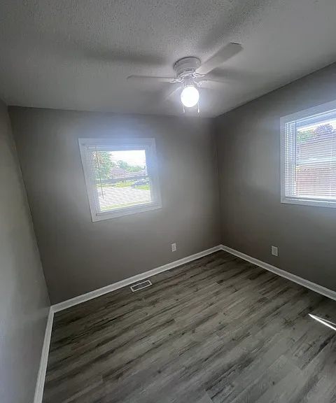 1418 Dobbins Dr — Photo 30