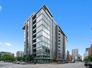360 W Erie St APT 3D, Chicago, IL 60654