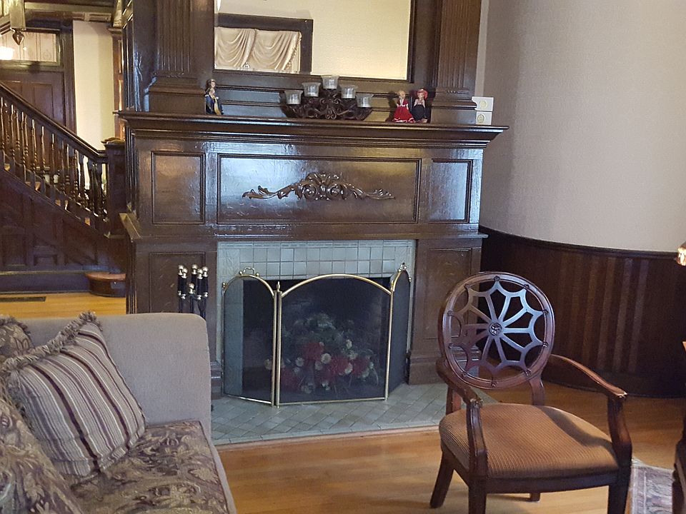 2nd image of 466 Green St NE