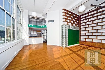 2nd image of 111 4th Ave APT 5C