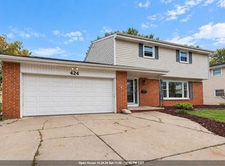 424 Saint Jude St, Green Bay, WI 54303