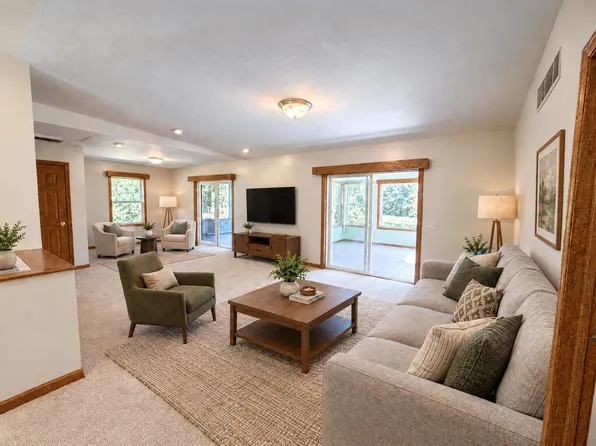 6670 Tower Lake Rd NE, Belding, MI 48809