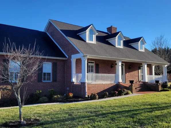 7911 Debra Dr, Knoxville, TN 37938