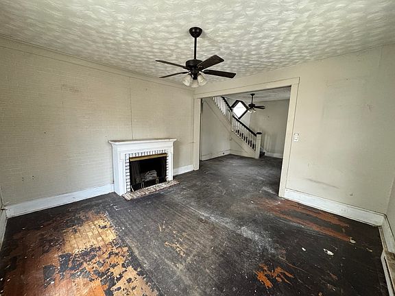 3rd image of 309 Roxbury St