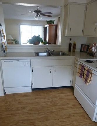3rd image of 4704 Lucier Ct