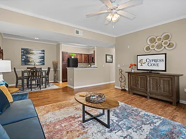 Cypress Cove Apartment Homes — photo 4