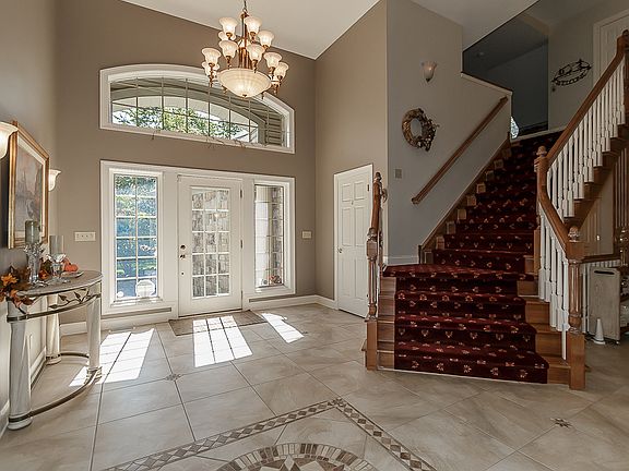 4th image of 7680 Marewood Pl
