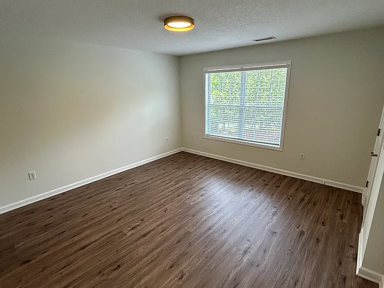 53 Meadow Glen Ct #4 — Photo 16