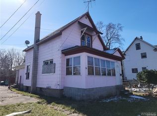 811 Cedar Ave, Niagara Falls, NY