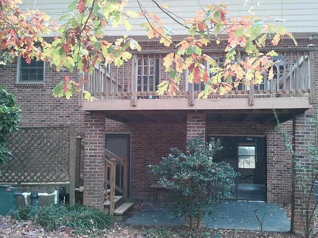 2nd image of 3760 Clubhouse Ln SE