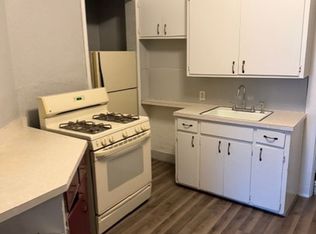 215 1/2 East 5th Street Apartments, Waterloo, IA 50703