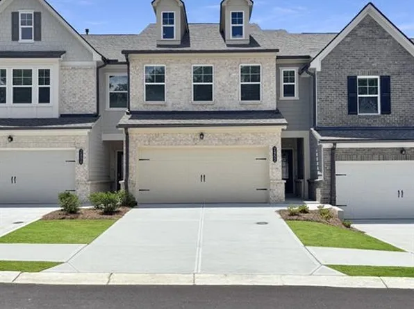 2852 Habibi Ct, Buford, GA 30519