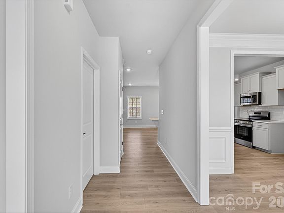 5th image of 236 Mountain Island Rd #40
