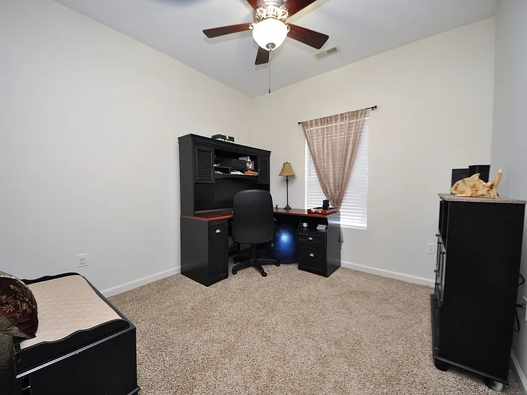 449 Woolf Rd — Photo 32