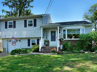 239 Martin Pl, Middletown, NJ 07748
