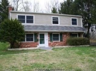 4386 Evansdale Rd, Woodbridge, VA 22193