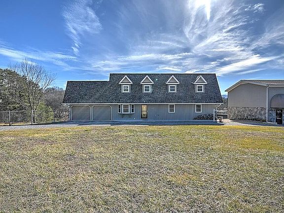 2nd image of 2480 Elk Way