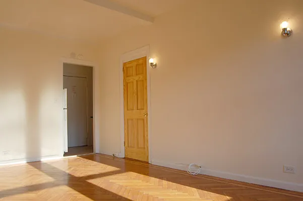 Rented by Stonecrest Realty | media 54