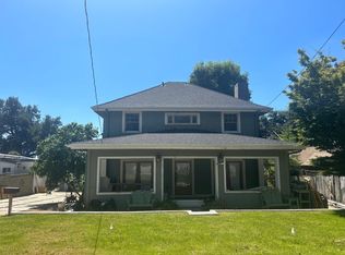 144 E Pine St, Altadena, CA 91001