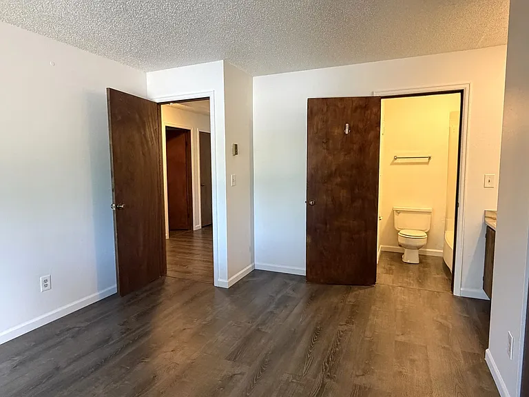710 City Park Ave #A122 — Photo 2