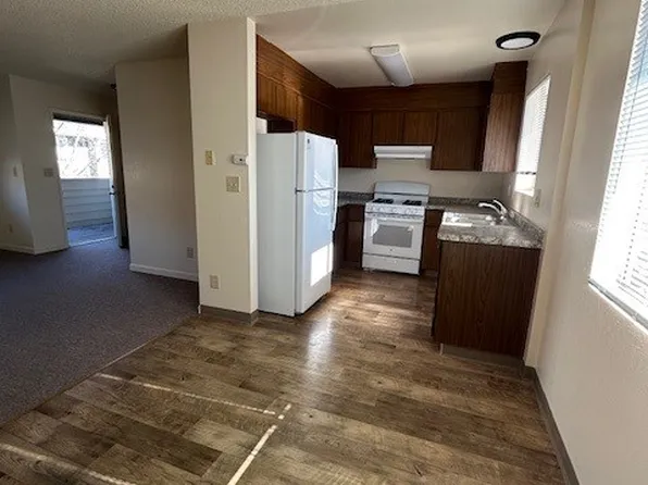 10205 El Camino Real APT 8, Atascadero, CA 93422