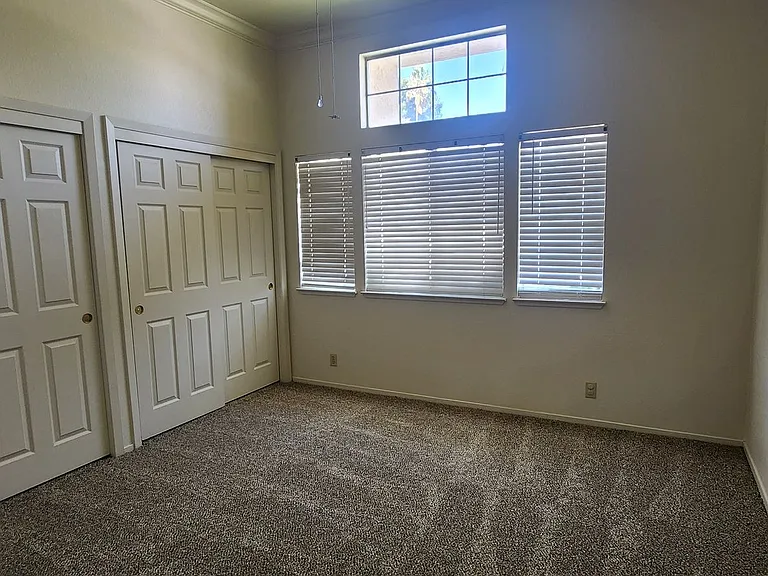 7812 Bardswell Ct — Photo 12