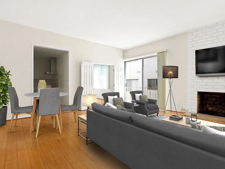 Eastborne Avenue Apartments — Photo 4