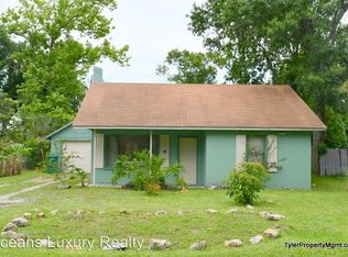 610 Center St, Holly Hill, FL 32117
