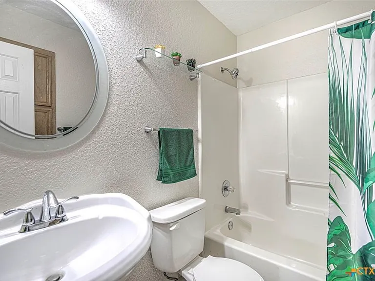 5009 Joseph Dr — Photo 20