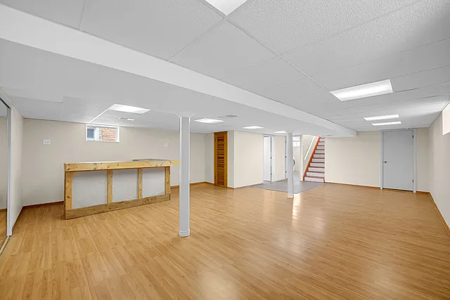 7520 W Carmen Ave — Photo 16
