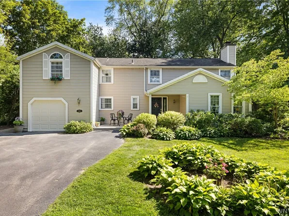 864 Ridge Rd, Lewiston, NY 14092
