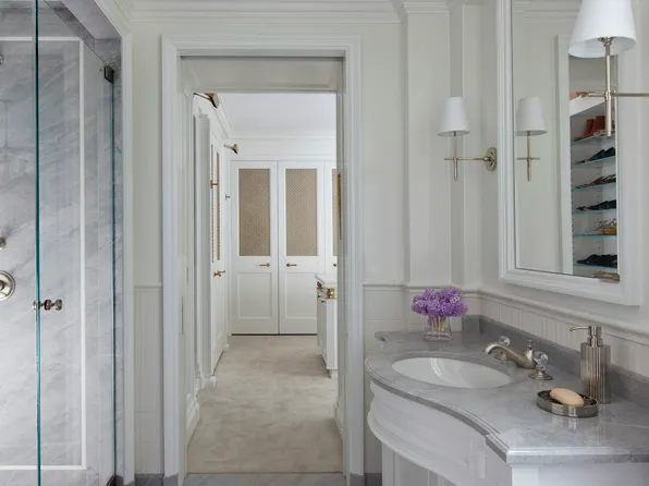 912 5th Avenue image 16 of 19