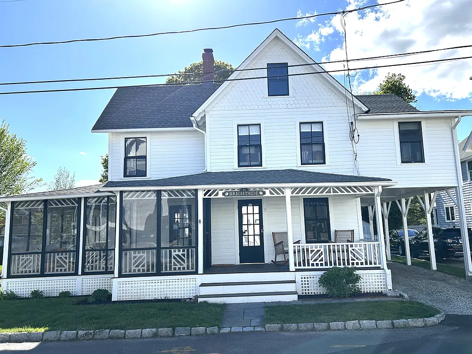 11 Tuxis Rd