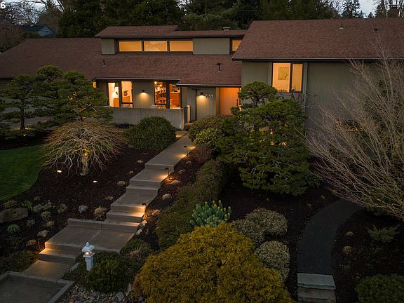 2nd image of 7155 SW Westgate Way