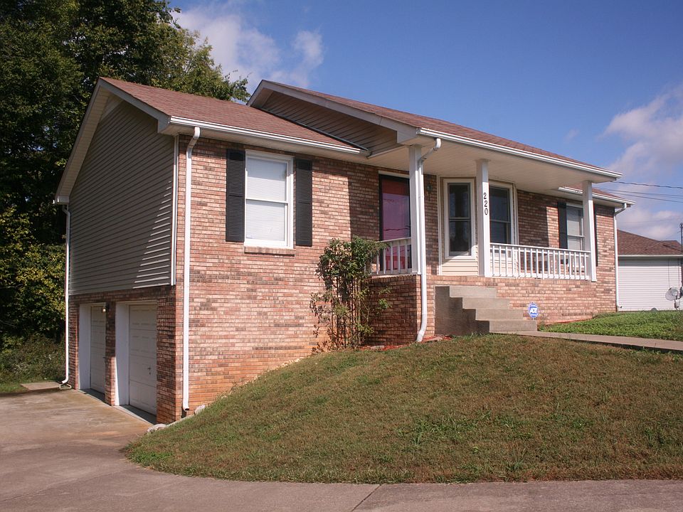 1st image of 220 Short Ct